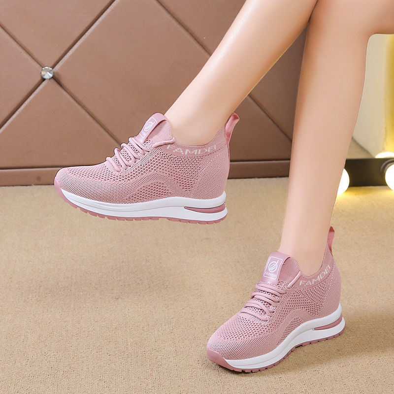 Women's Zohra slip-on sneakers laceless minimalist design lightweight ergonomic comfort casual style