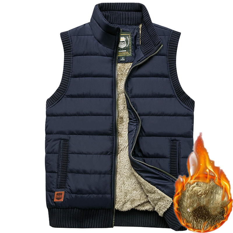 Men's Levi's black quilted fleece vest with stand collar wind protection insulated bodywarmer