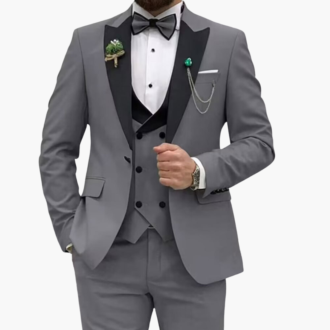 Men's slim fit three-piece suit dark tone contrast lapels single-breasted formal wedding attire