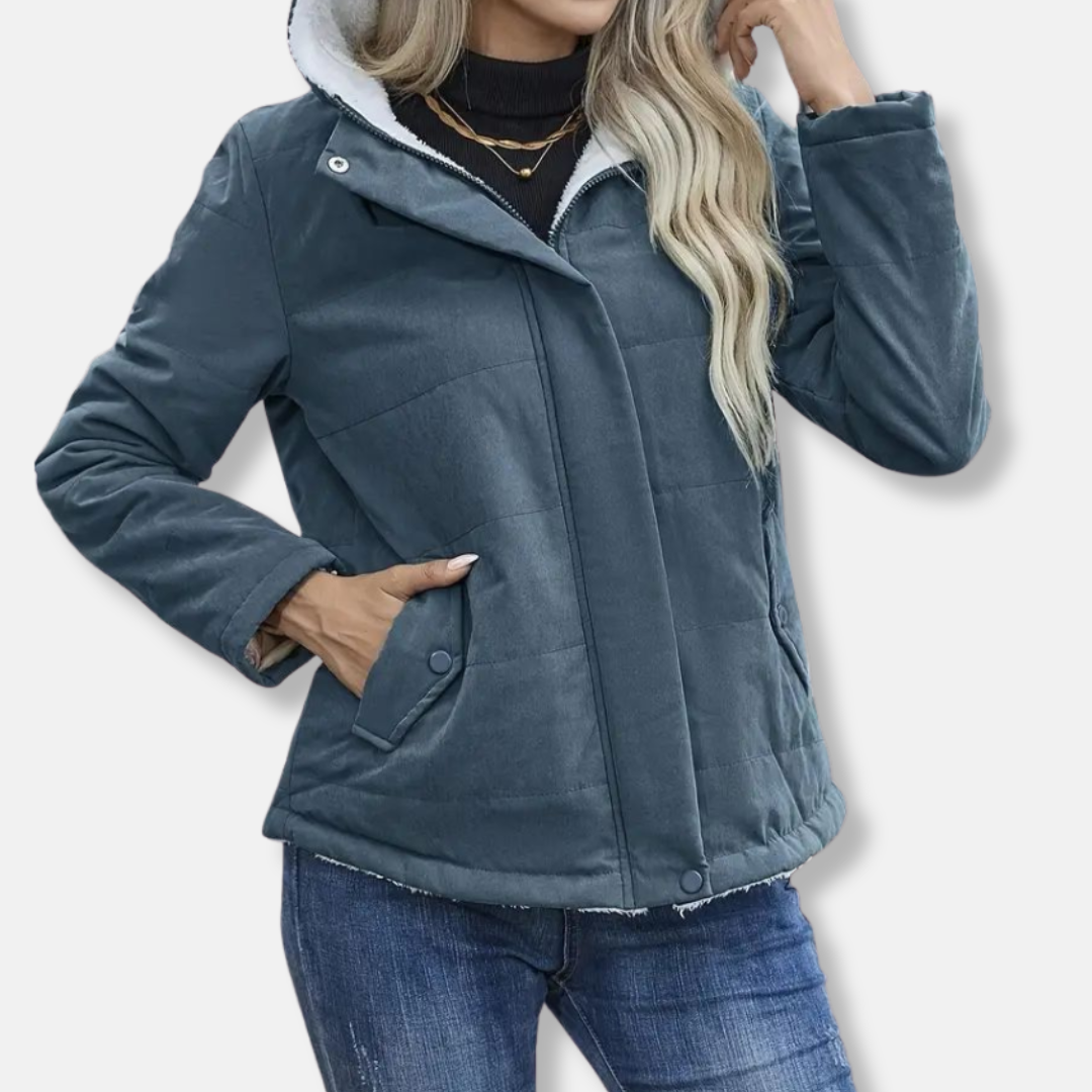 Women's hooded quilted short coat with plush fleece lining and full-zip front for fall winter