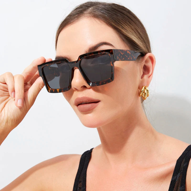 Bold unisex square sunglasses oversized rectangular lenses thick sculpted high gloss acetate frame