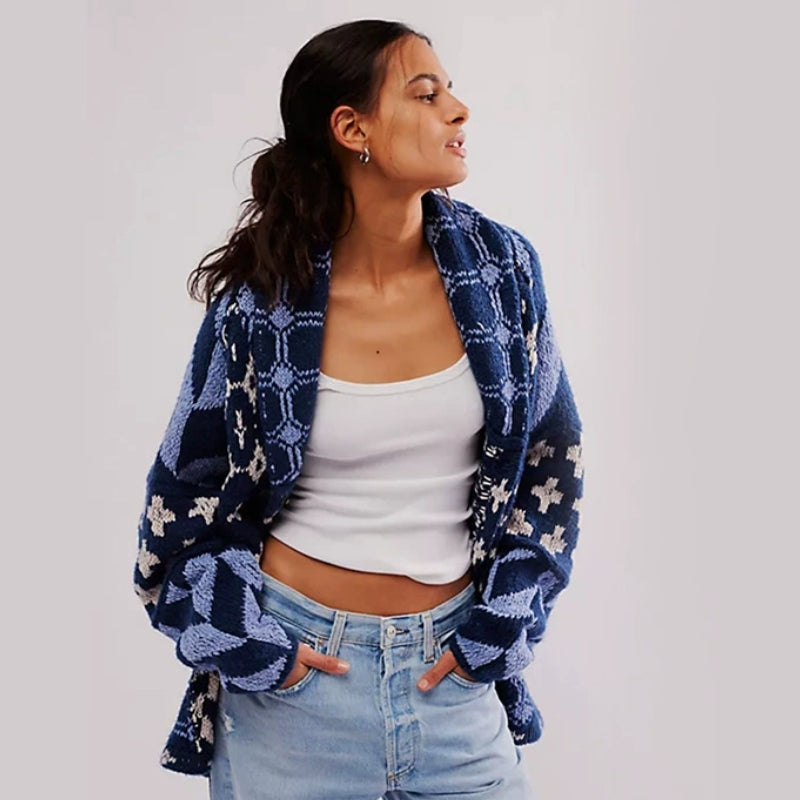 Women's oversized knitted cardigan weighty woven pattern cozy relaxed fit substantial warmth