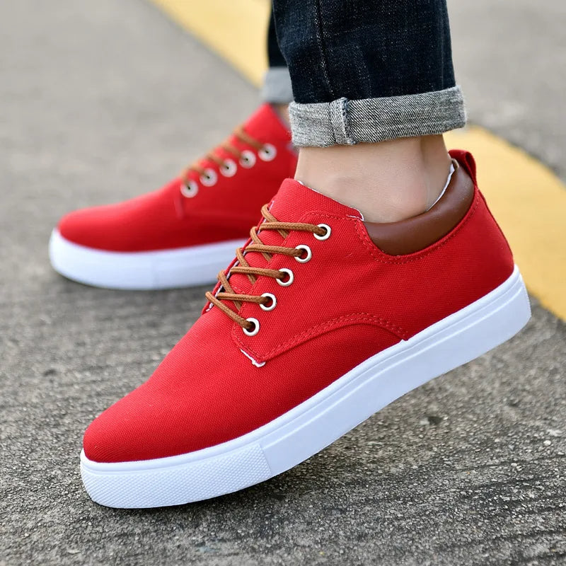 Monarch low-top canvas sneaker everyday casual wear padded heel collar breathable durable upper