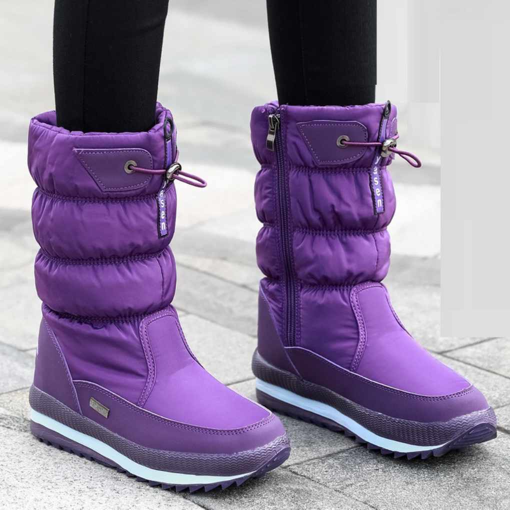 Women's insulated winter boots black zipper closure sleek silhouette cold-weather outdoor style