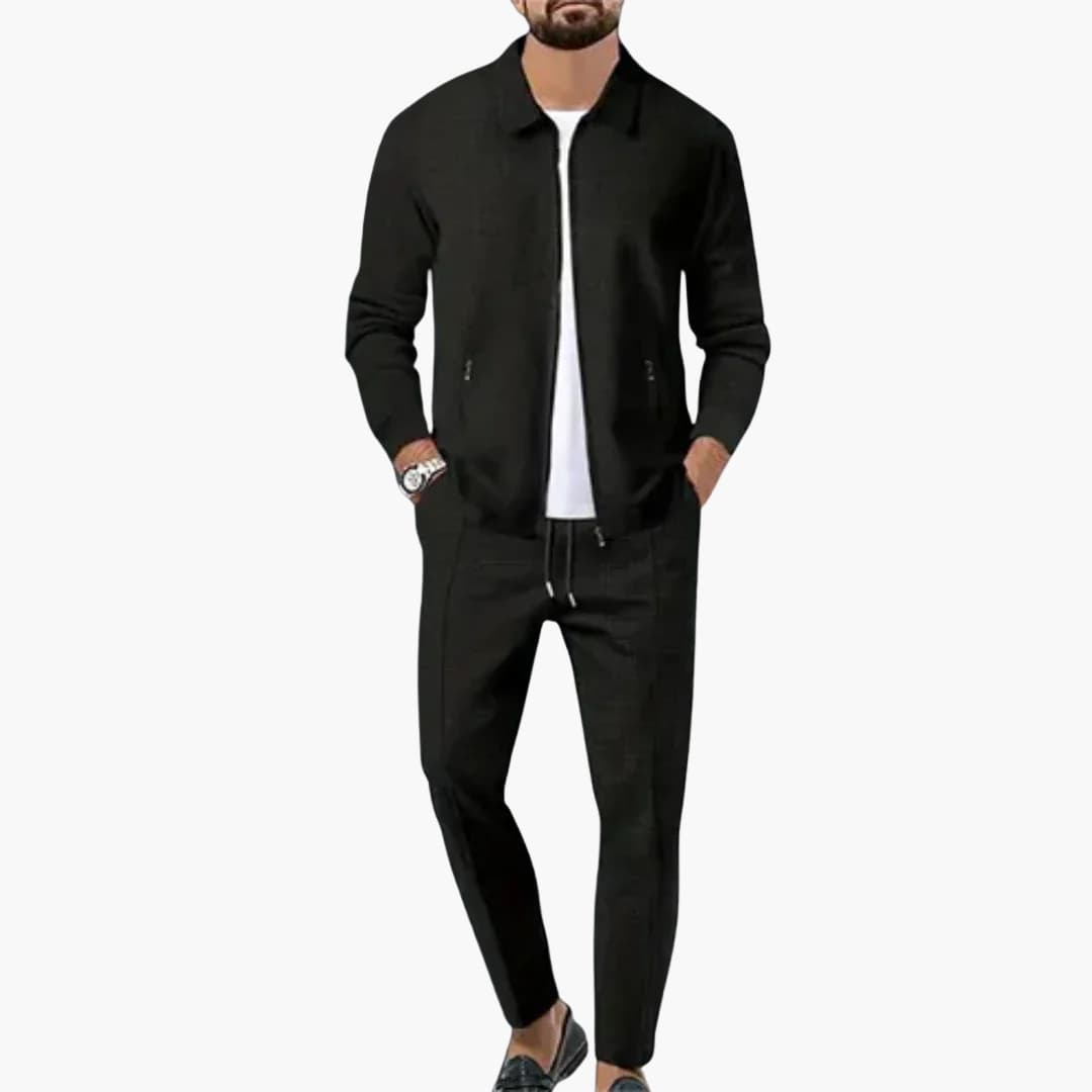 Men's lightweight two-piece zip-up collar shirt and straight-cut pants set for versatile wear
