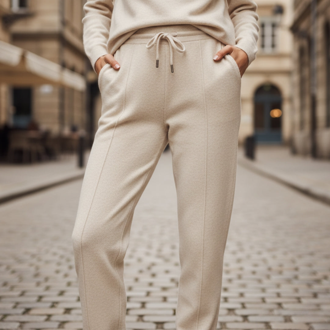Women's relaxed-fit cashmere loungewear pants soft premium knit for all-day cozy comfort