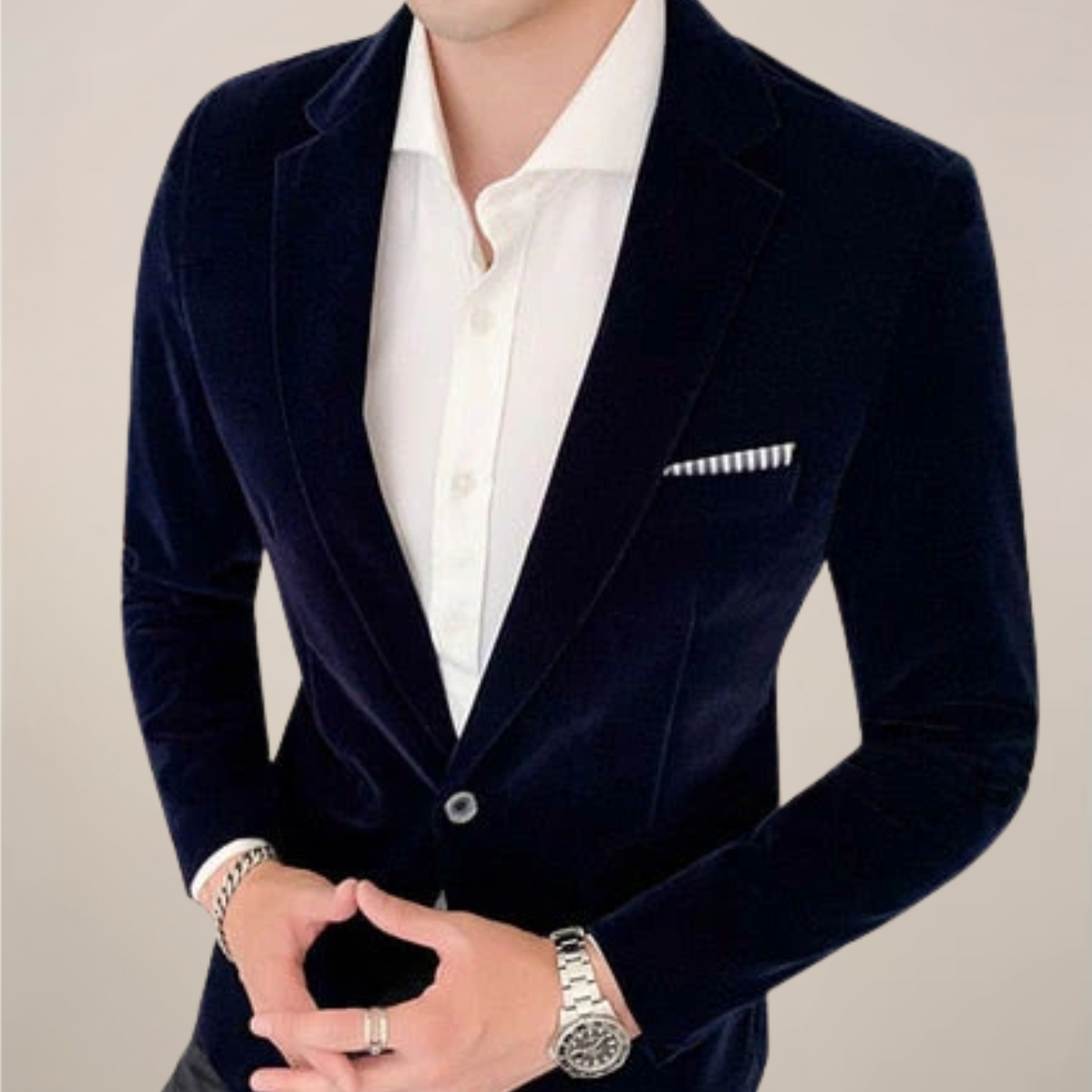 Men's slim tailored velvet blazer in classic cut with smooth finish and elegant lapels for formal evenings