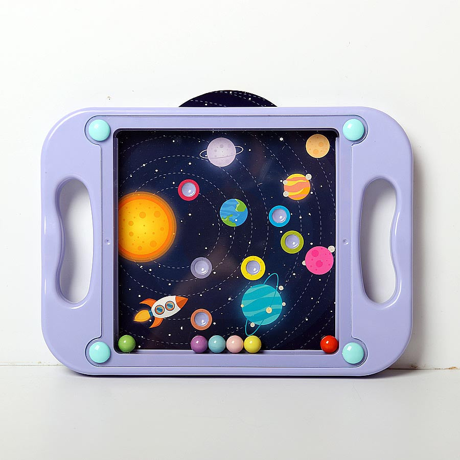Kids balance board game with 10 colorful scene cards, compact travel maze for brain-boosting play
