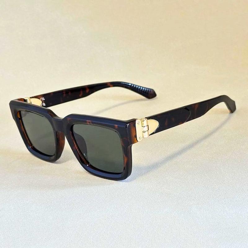 Black square sunglasses mixed acetate metal frame UV400 protection vintage-inspired bold geometry