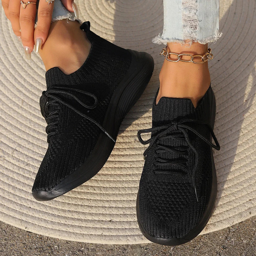Women's breathable knit sneakers lightweight lace-up casual shoes with airy mesh construction