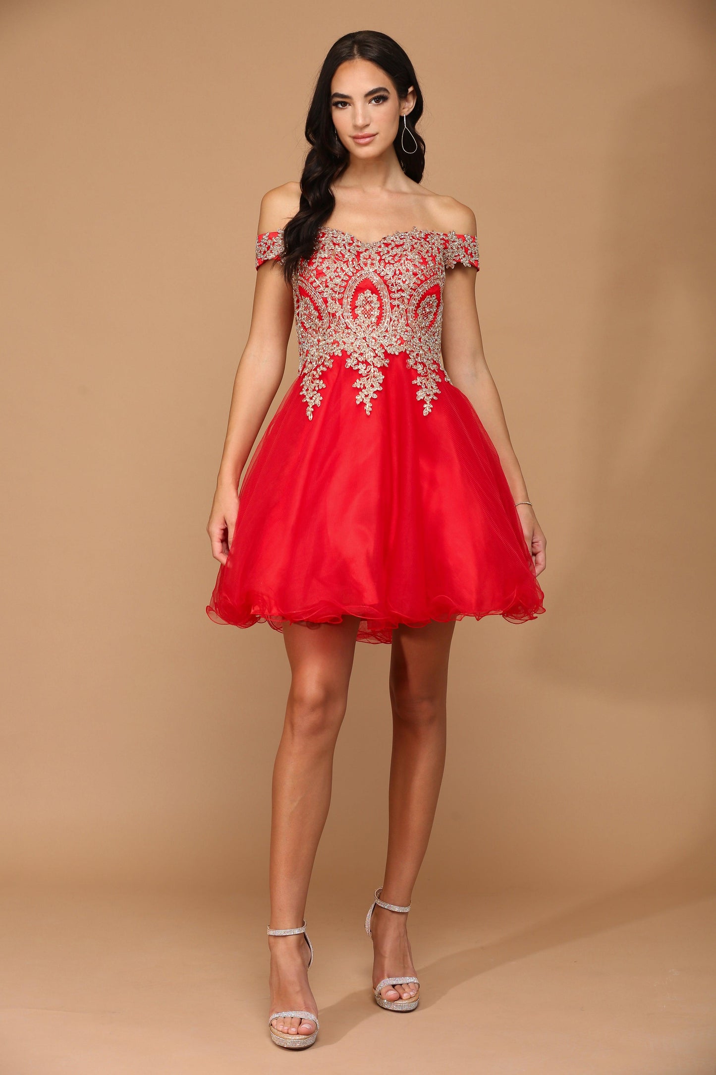 Blush pink off-shoulder short tulle homecoming dress with romantic lace appliques and zipper back