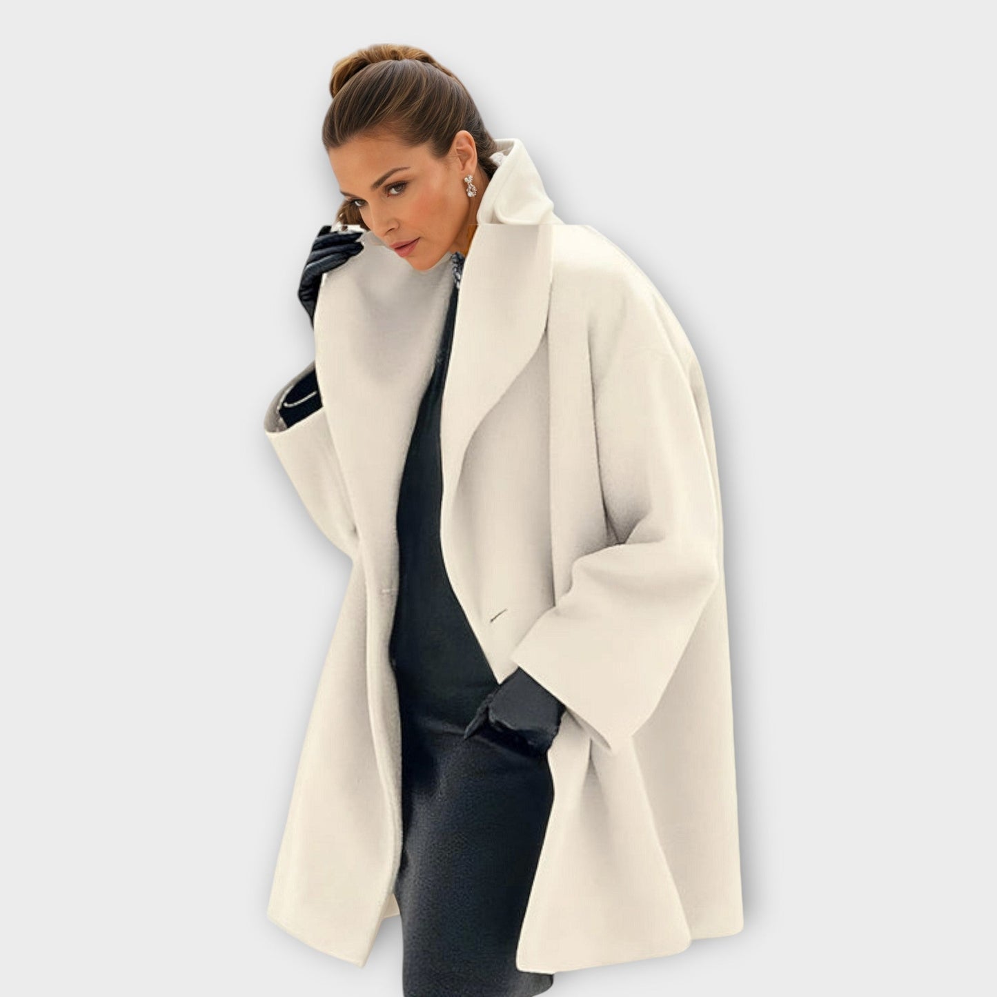 Women's long fluid coat with structured wide collar in contemporary fall style