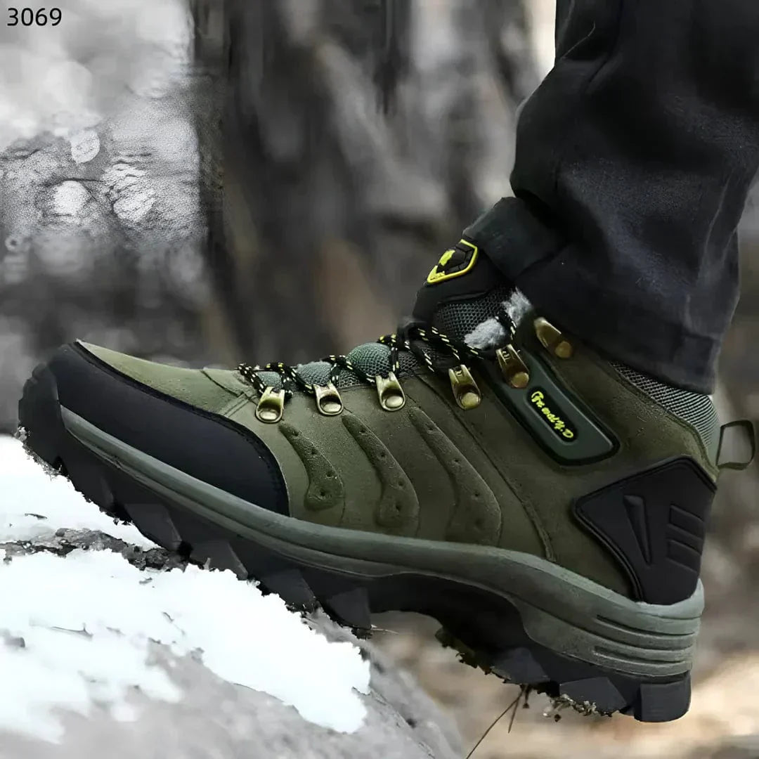Men's waterproof lightweight hiking shoes, non-slip durable outsole for mountain trail adventures