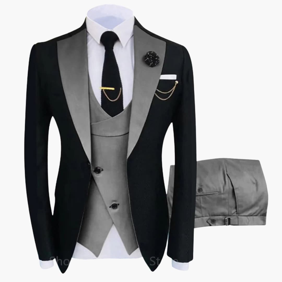 Men's lightweight three-piece suit set with vest, single-breasted blazer, and matching trousers for formal wear