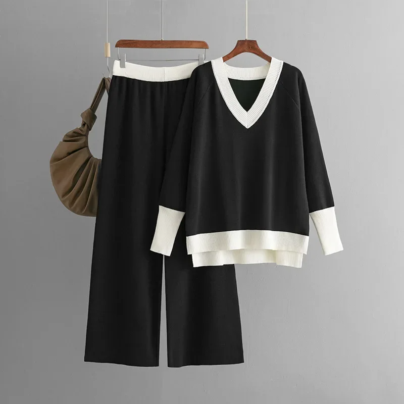 Women's heavyweight knit loungewear set wide-leg pants ribbed detailing flowing silhouette daytime chic