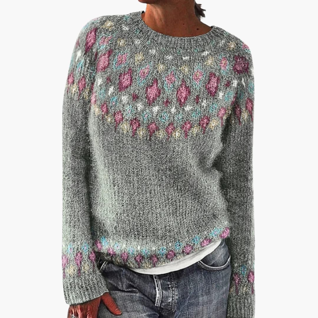 Women's loose-fit textured knit sweater in warm neutral tones, relaxed silhouette for cold days
