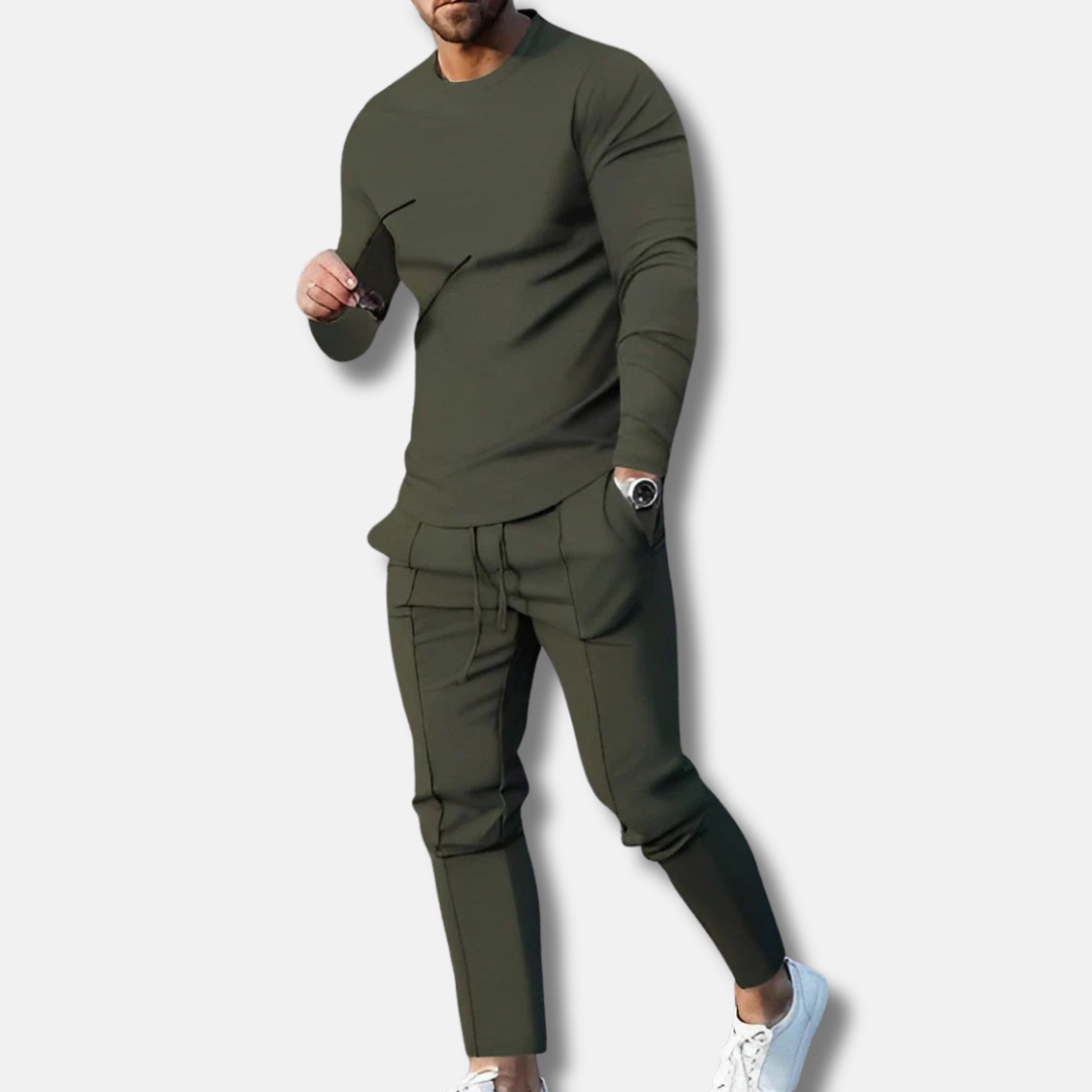 Men's slim fit two-piece sweatsuit set cotton blend breathable comfort streetwear style