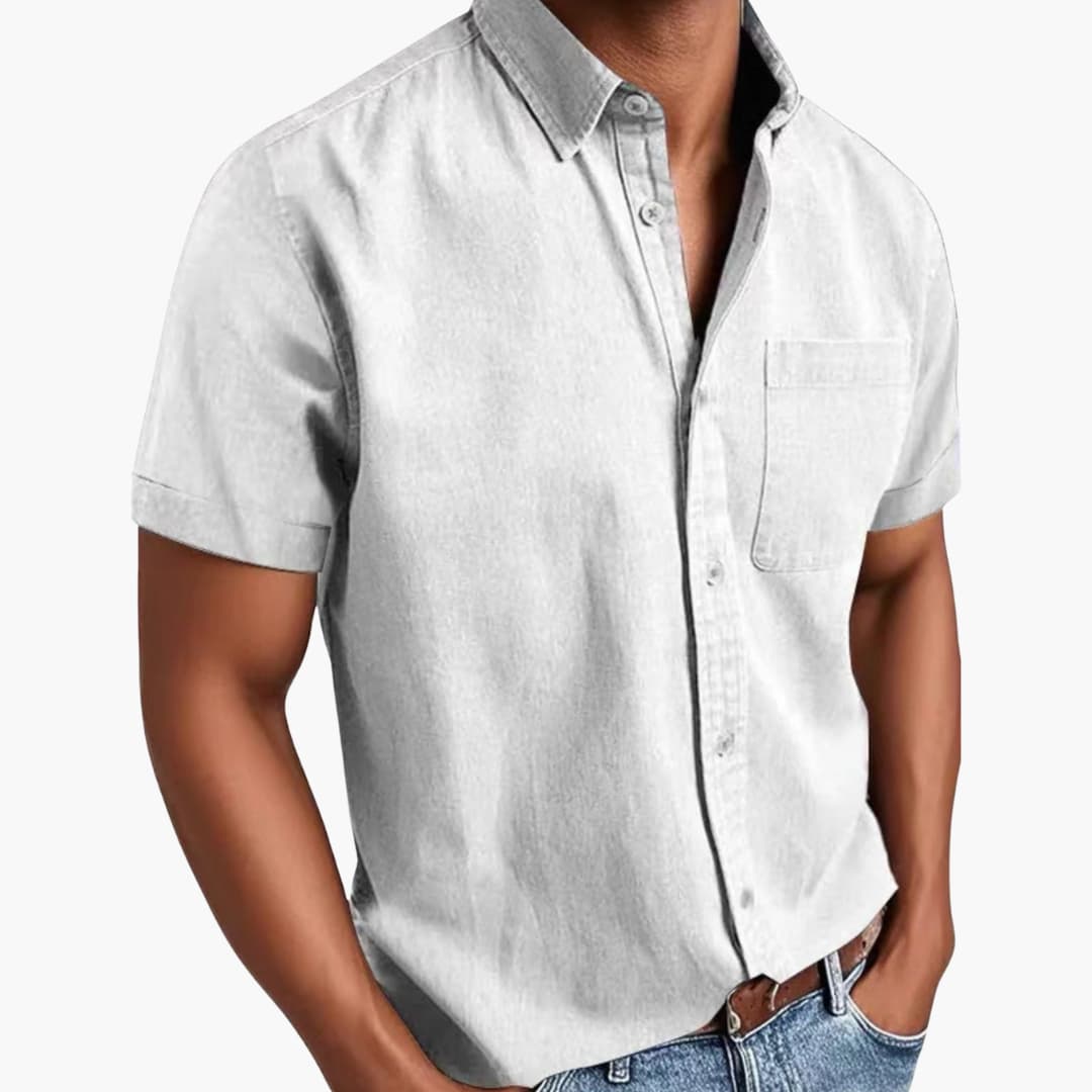 Men's light blue slim-fit short-sleeve shirt with chest pocket, breathable fabric for office or casual wear