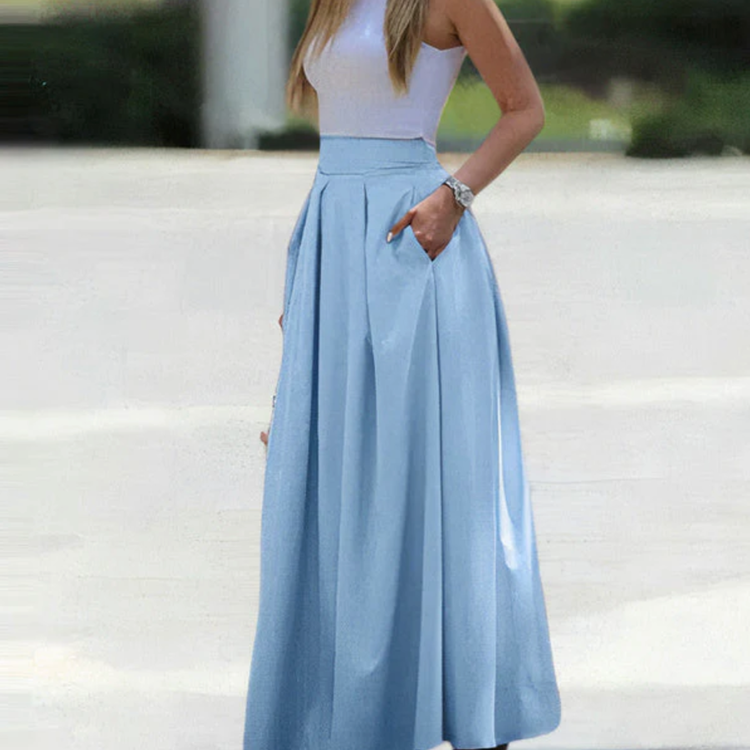 Women's elegant high-waisted A-line pleated skirt lightweight breathable fluid drape flattering fit