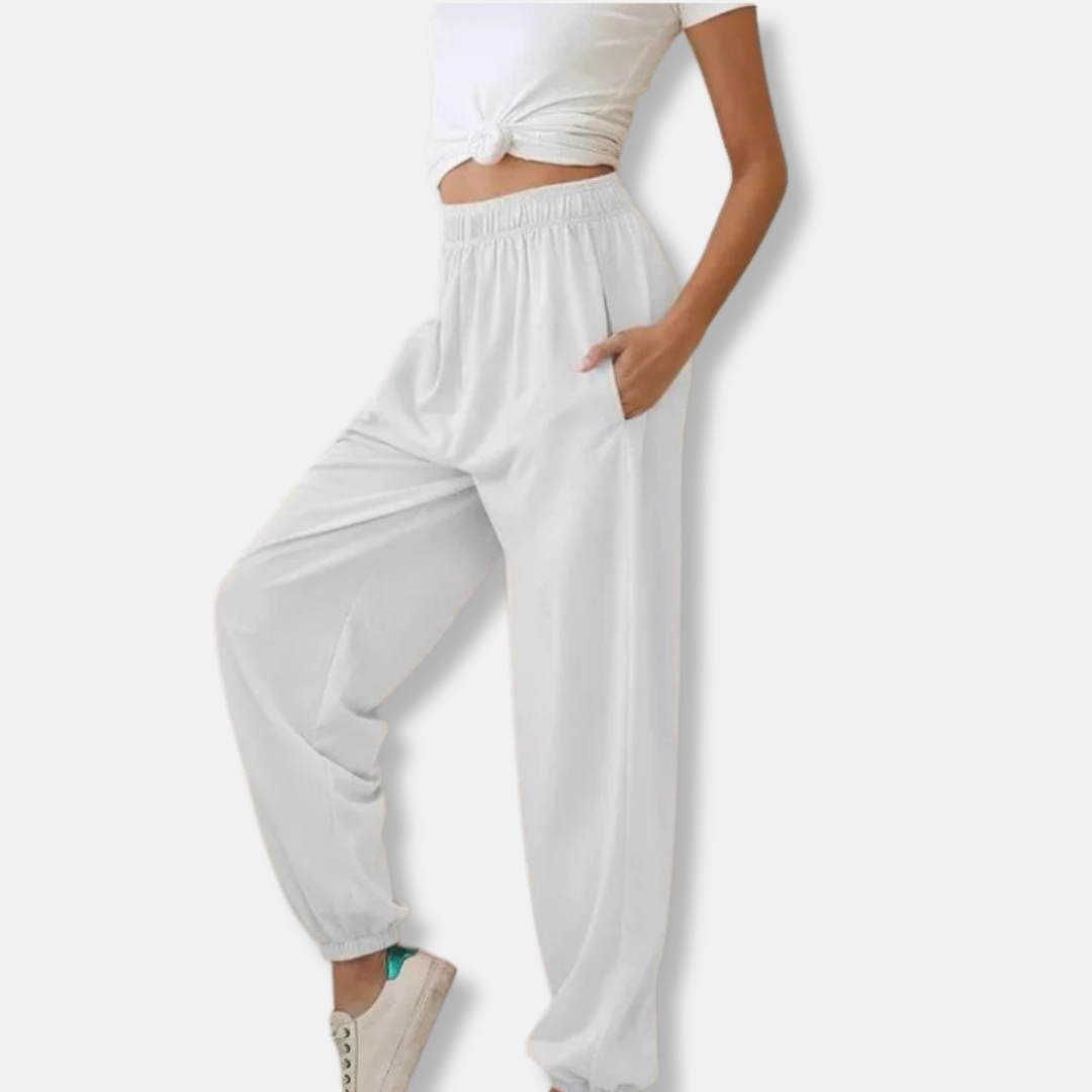 Women's relaxed fit ankle-length jogger pants with elastic waistband and practical side pockets