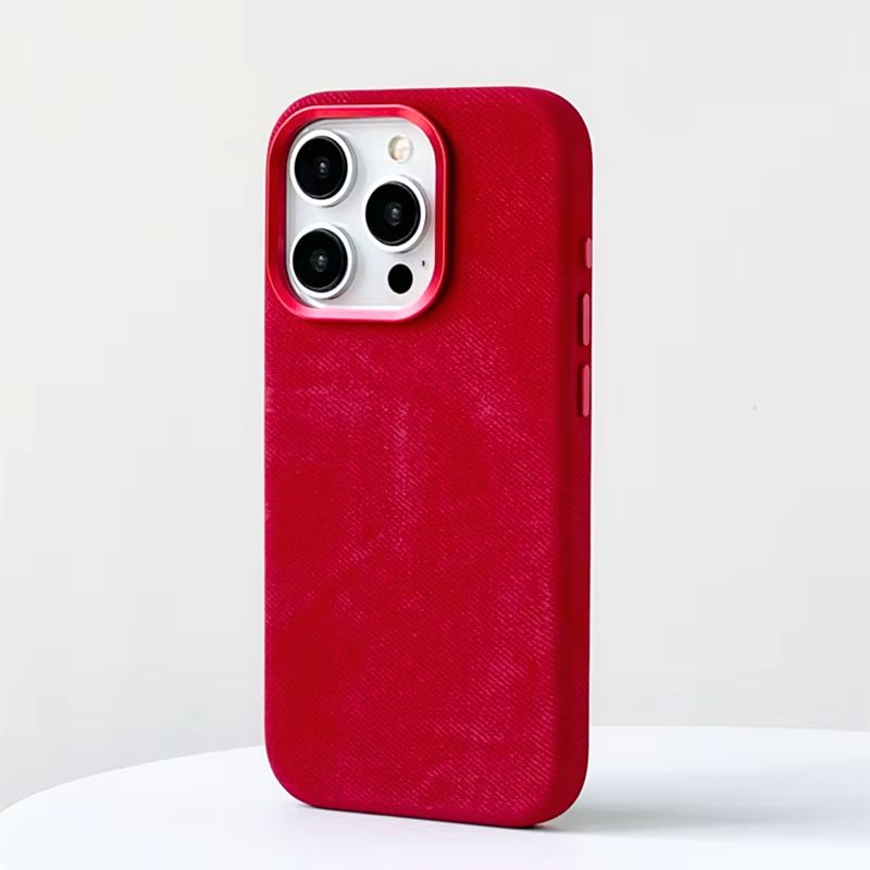 Kivo iPhone case matte flannel finish scratch-resistant wireless charging ready magnetic alignment slim durable