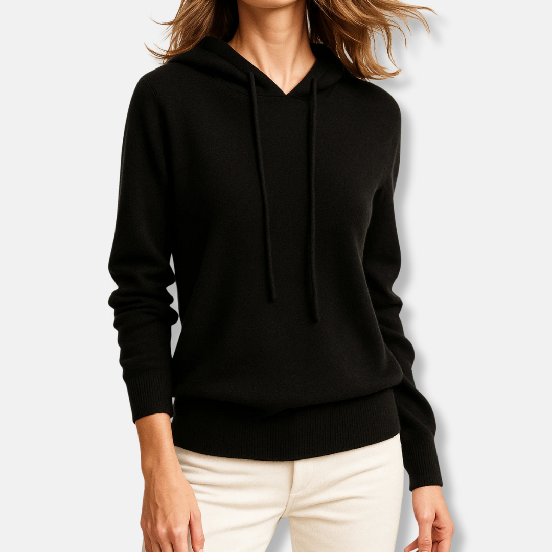 Women's relaxed-fit knit hoodie with raglan sleeves in elegant everyday style for sophisticated wear