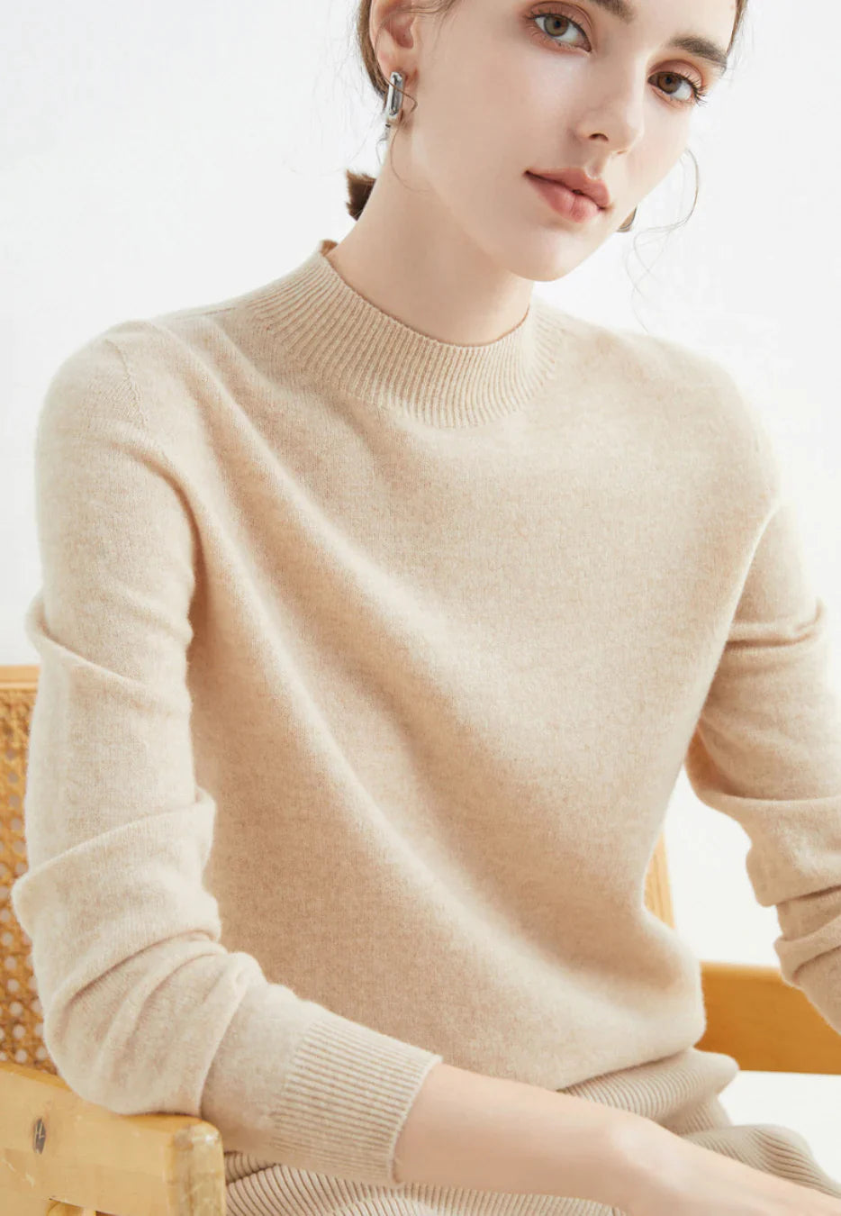 Women's elegant knit sweater in timeless style, soft luxurious fabric, versatile silhouette for all occasions