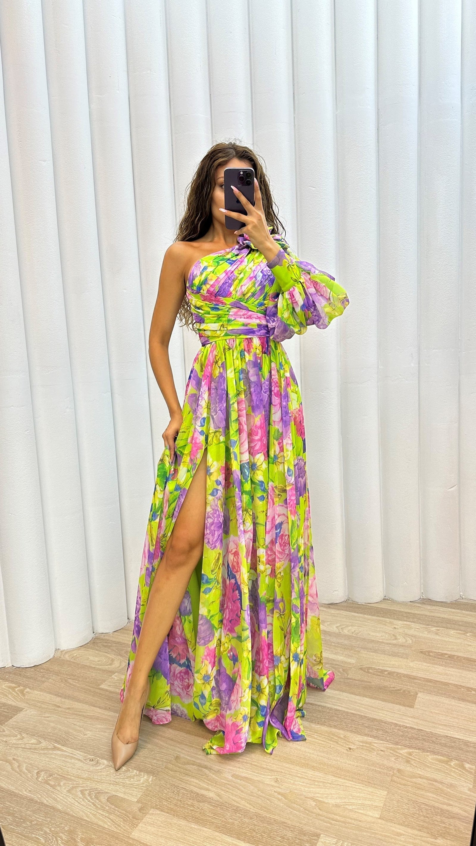 Women's elegant one-shoulder floral maxi dress with thigh-high split, perfect for weddings and events