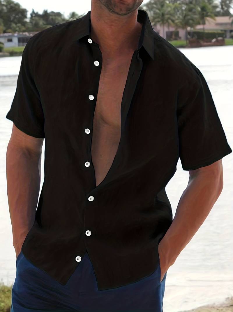 Men's casual short sleeve shirt in spring colors, classic silhouette with breathable premium comfort fabric