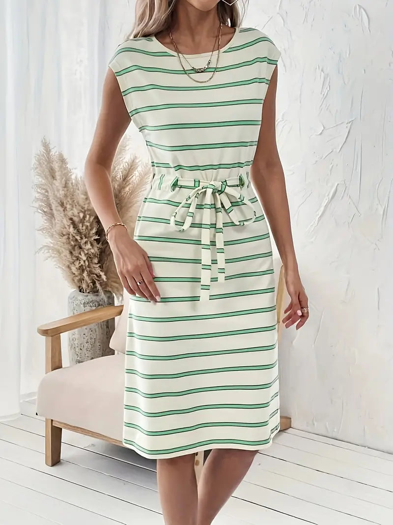 Women's striped crew neck dress in classic print, relaxed everyday silhouette with timeless chic style