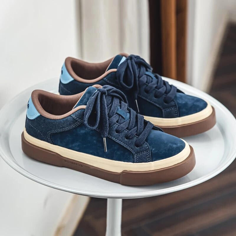Riven vintage sneakers skate-inspired retro style with suede trim breathable casual streetwear