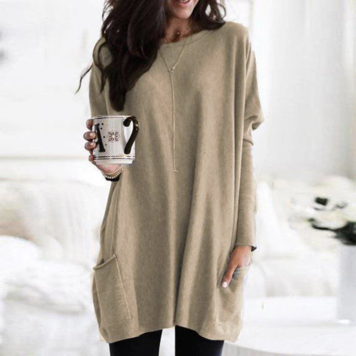 Women's long winter tunic with pockets, cozy casual lounge wear featuring round neckline relaxed fit