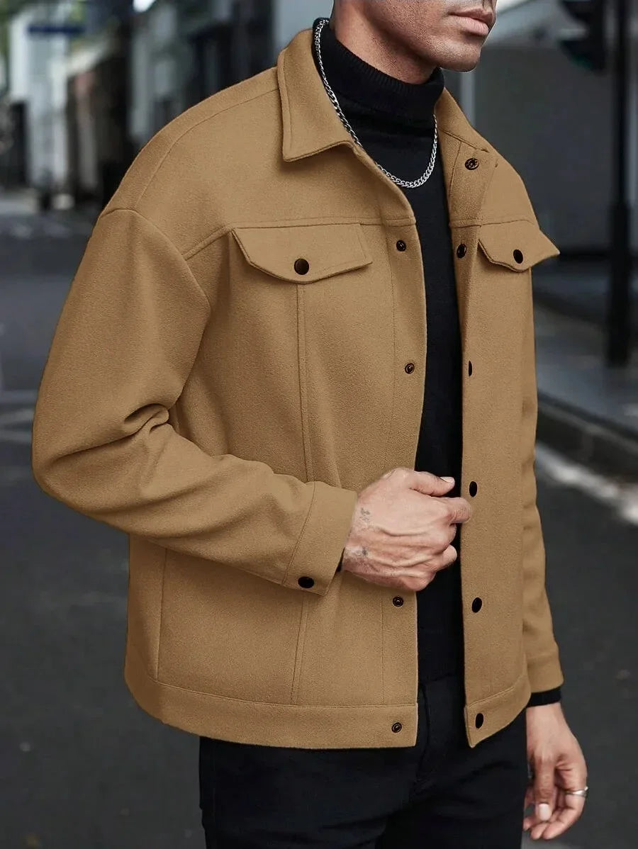 Men's straight-cut snap button jacket in refined style, versatile workwear outerwear with modern clean lines