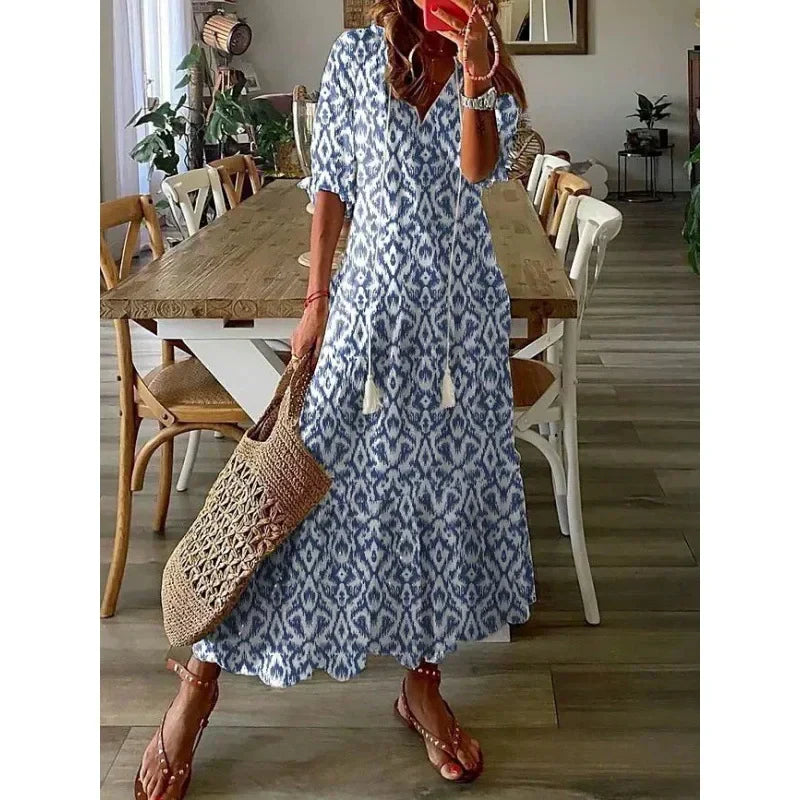 Alice knee-length dress elegant silhouette polyester-elastane blend subtle detailing for special occasions