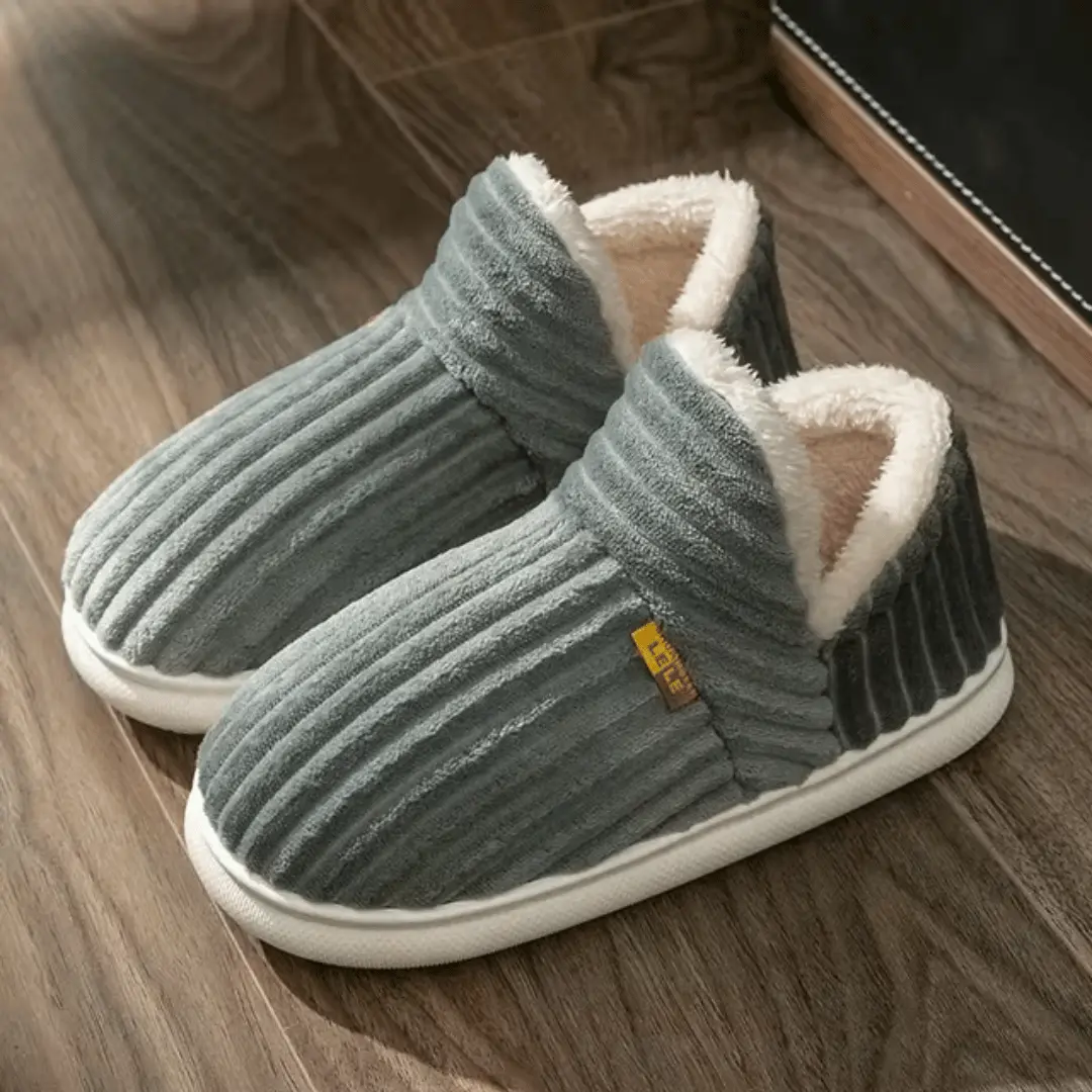 Unisex sherpa fleece cozy slippers with plush lining and non-slip rubber sole for indoor home wear