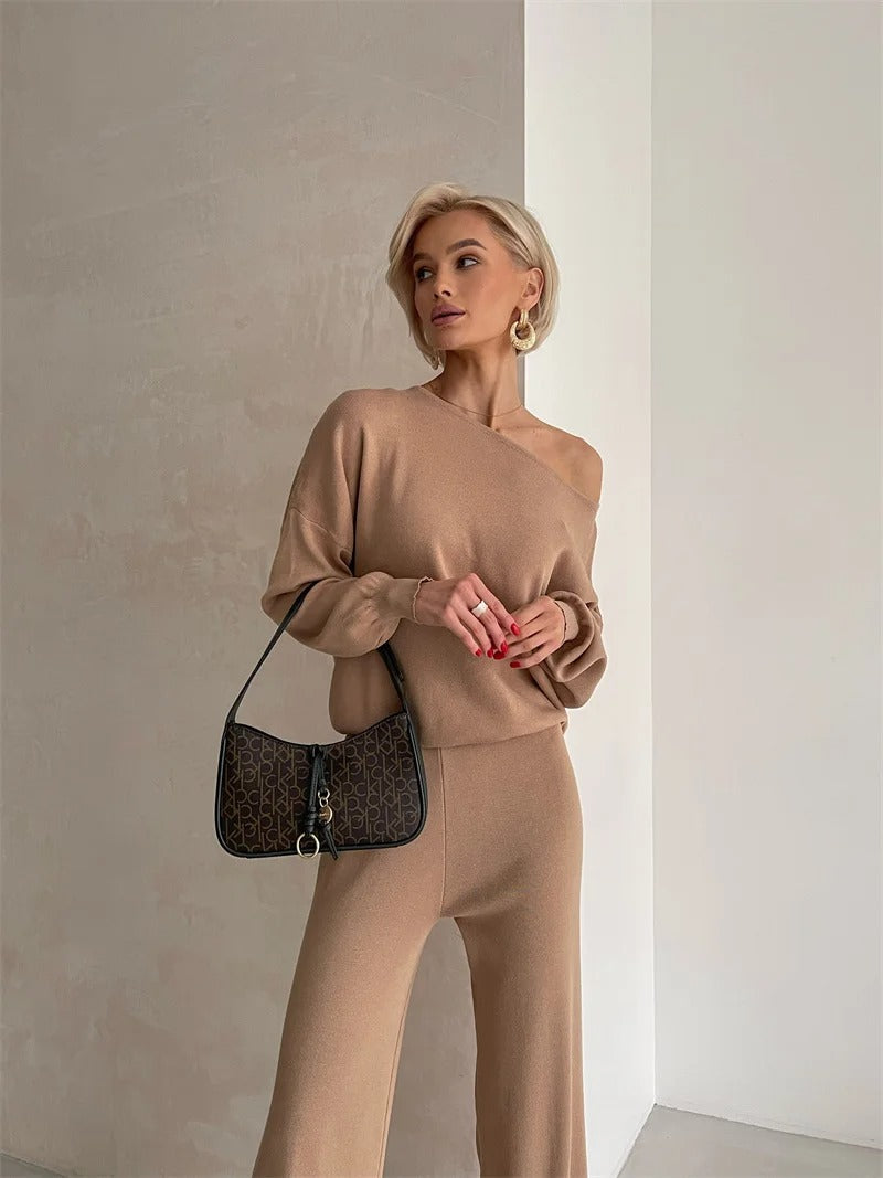 Women's cozy monochrome knit set, soft winter two-piece outfit with relaxed fit and all-day warmth