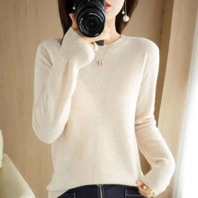 Women's casual knit sweater soft comfortable fit sustainable everyday fashion style