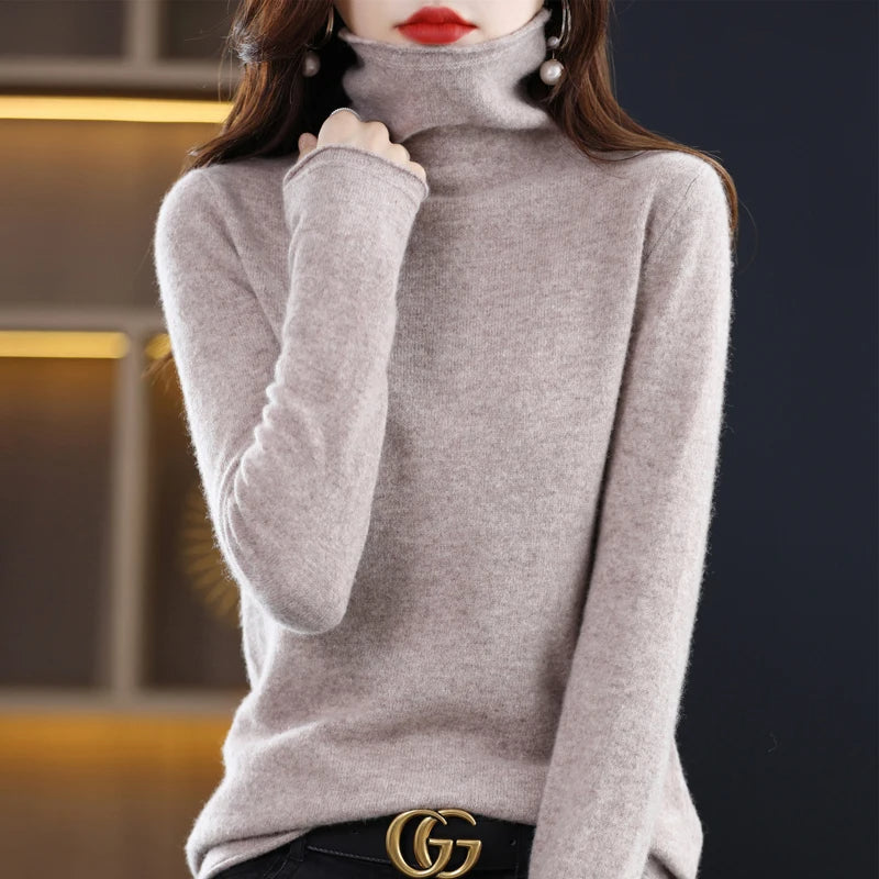Women's regular-fit knit sweater in neutral tone, cozy elegance with smooth layering silhouette