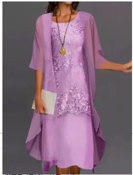 Women's elegant two-piece lace chiffon formal dress with delicate lace overlay for special occasions