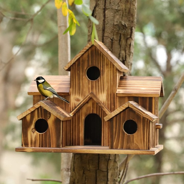 Functional wooden birdhouse WillowNest - Urbann-Vibe