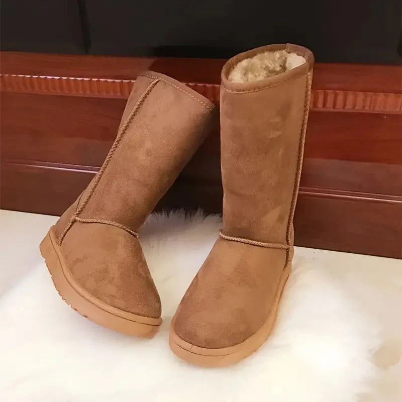 Women's relaxed fit lined ankle boots with orthopedic support, cozy warmth, and pull-on design