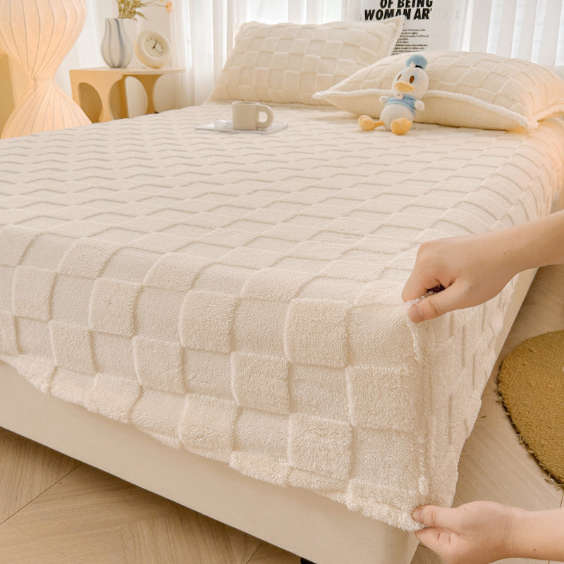 Milk velvet quilted fitted sheet diamond pattern deep-pocket plush cloud-soft bedding for restful sleep