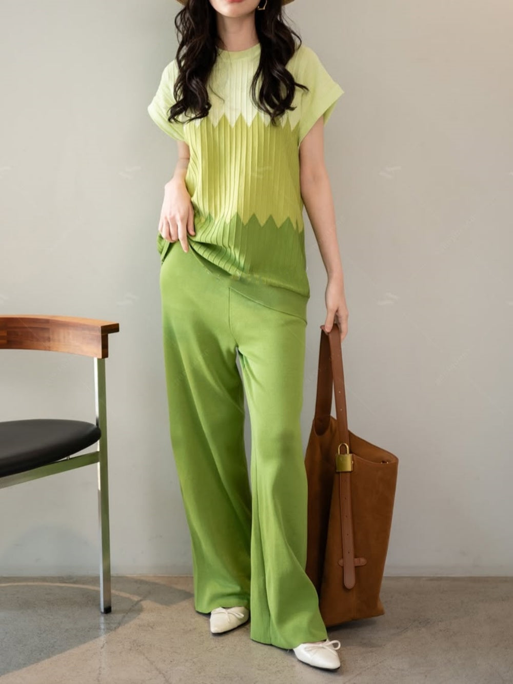 Women's colorblock crew-neck sweater set with wide-leg pants and contrast knit panels