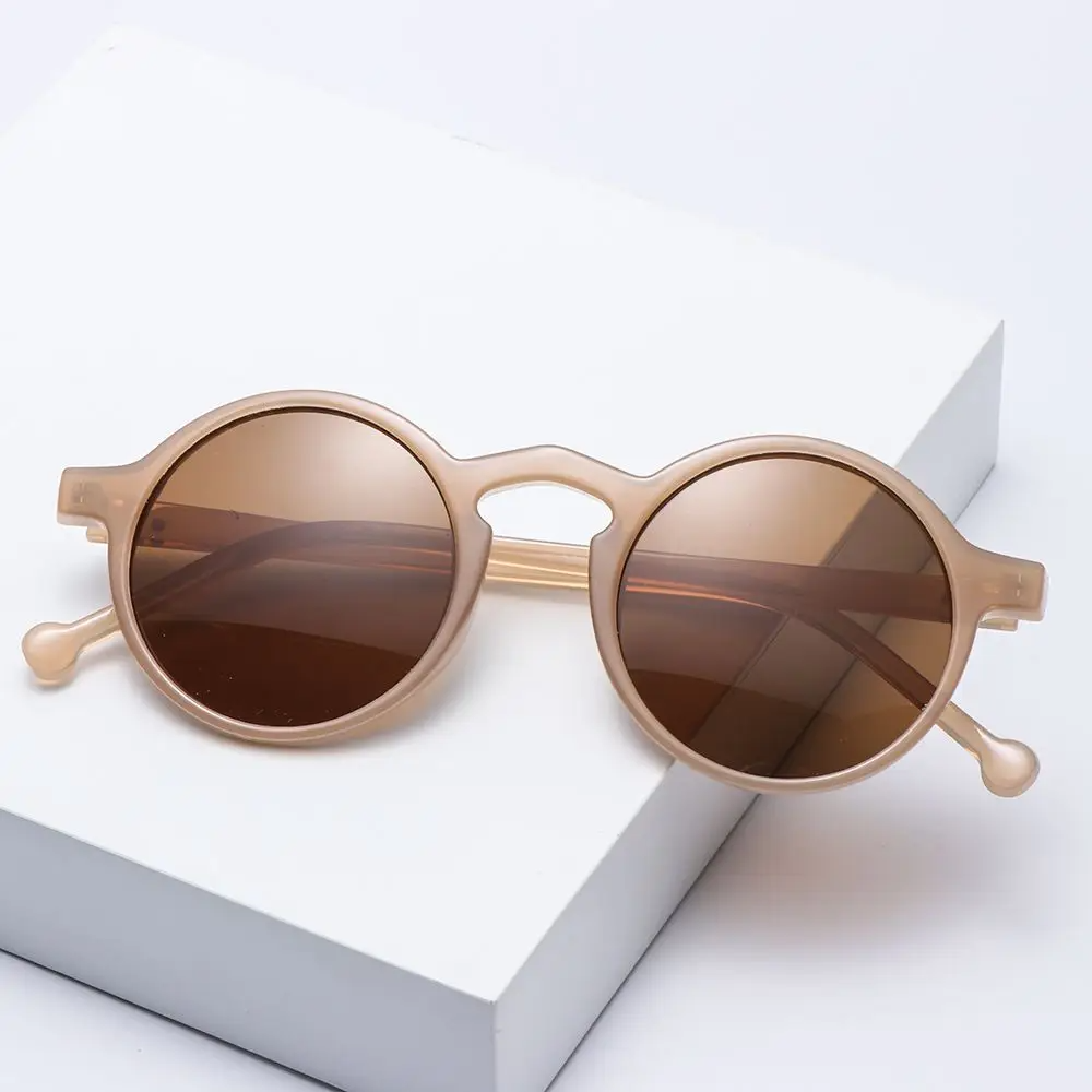 Lightweight vintage round sunglasses with iconic ecliptic frames for unisex everyday sun protection