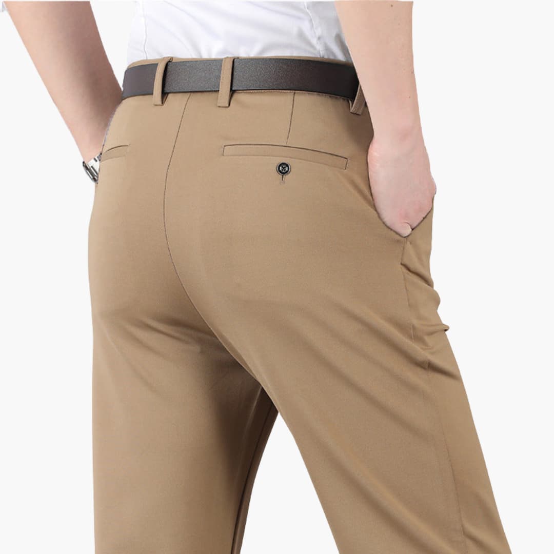 Men's stretch trousers modern fit elastic waistband versatile comfortable everyday wear polished silhouette