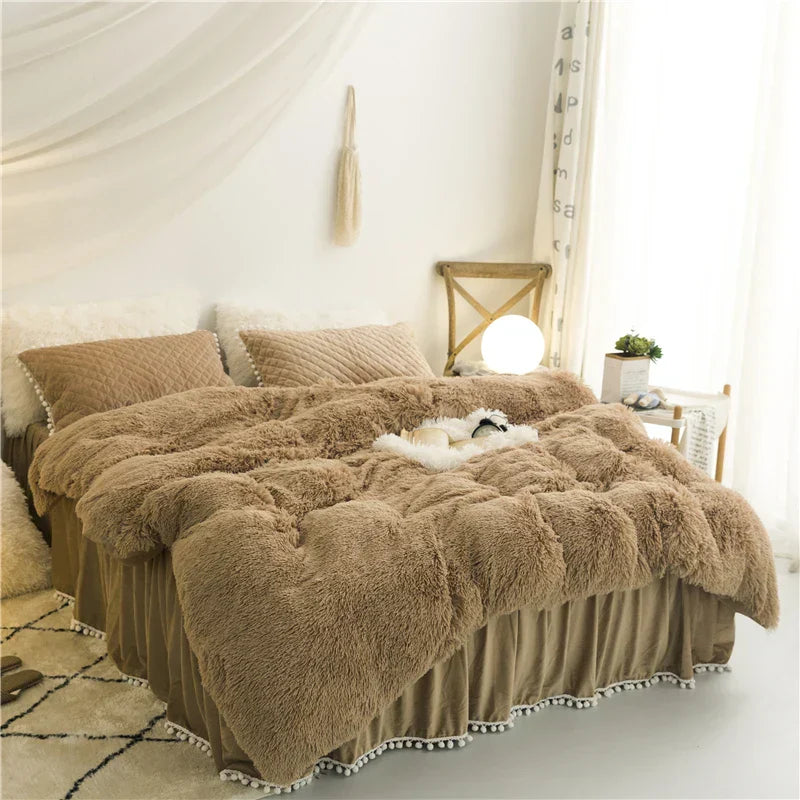Quilted plush velvet duvet cover set rich green modern bedroom cloud-soft luxury comfort