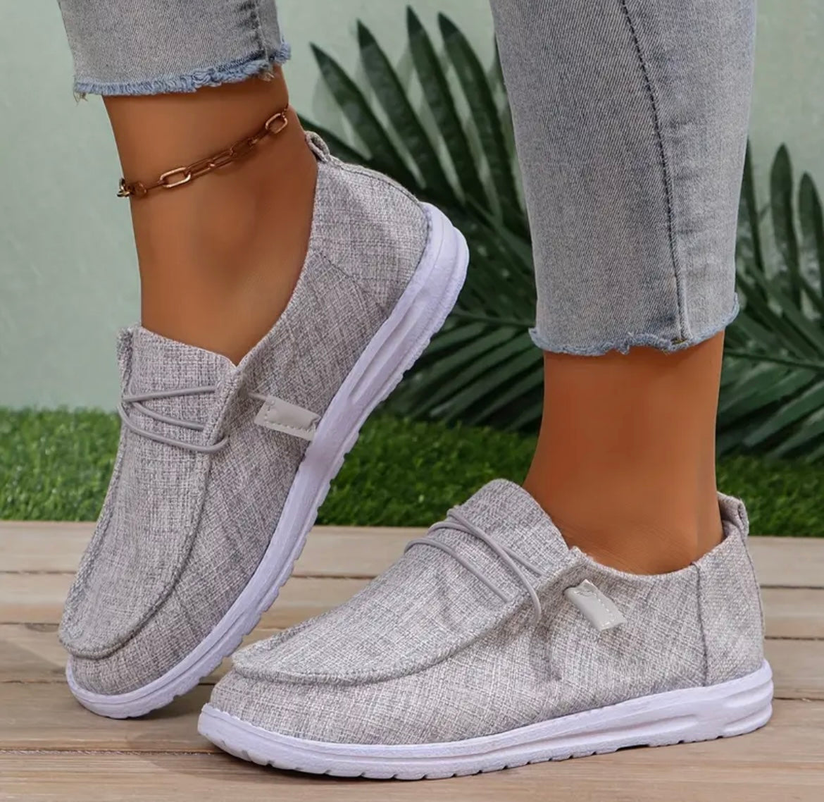 Women's slip-on shoes breathable mesh upper cushioned sole elegant everyday comfort style