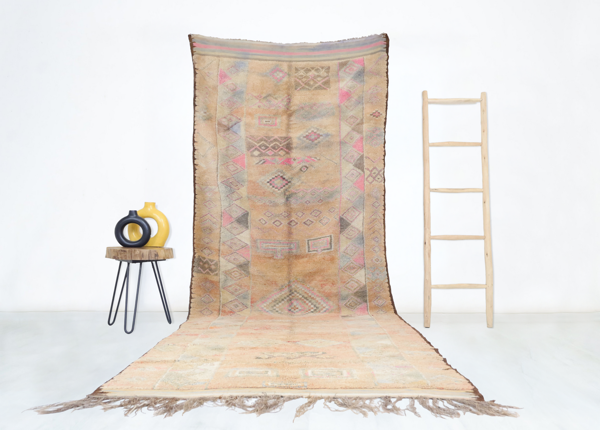 Akutla Vintage Moroccan Rug  5'9" x 16'7" - Urbann-Vibe