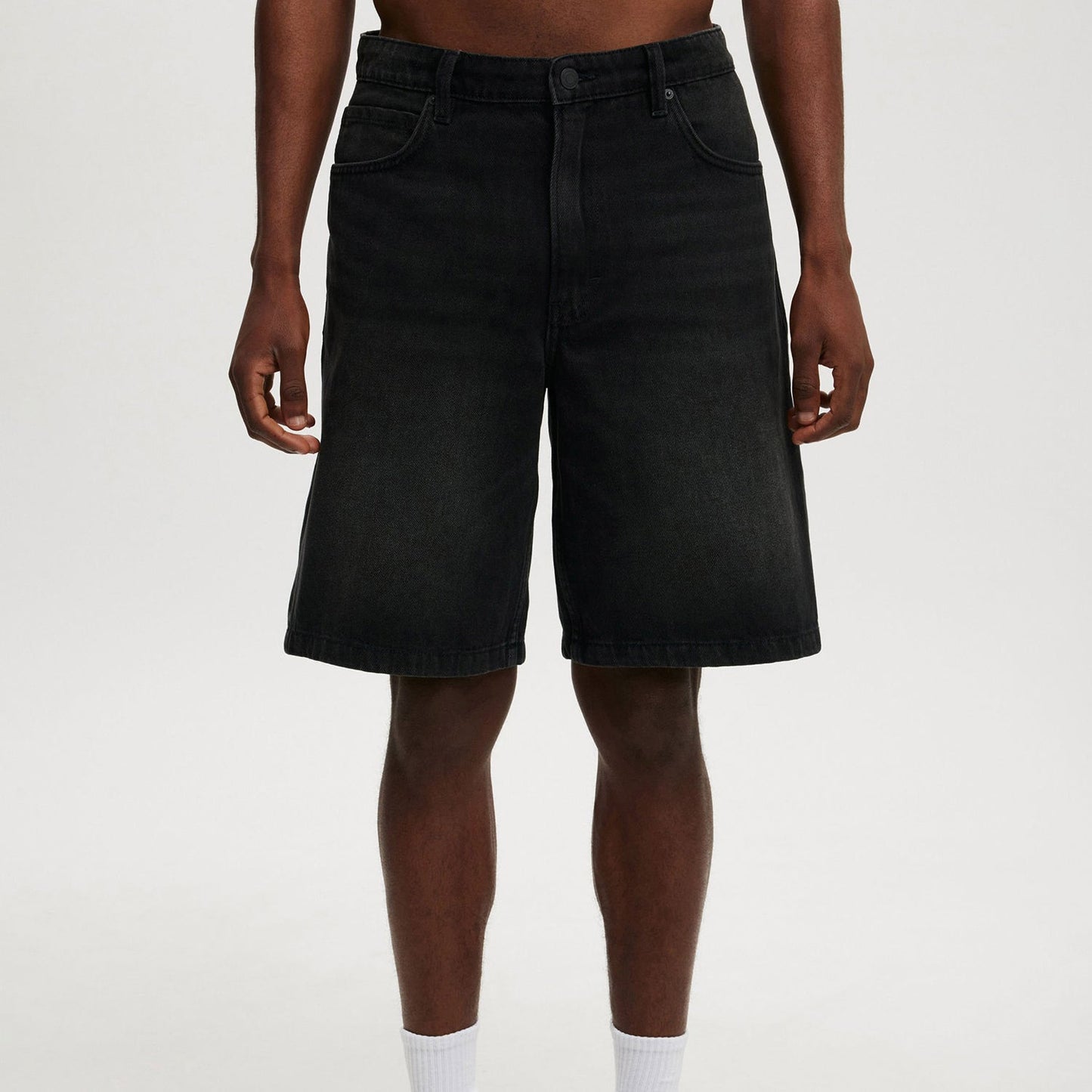 Alessandro Veneti Easy Rider men's relaxed fit denim shorts in classic blue with loose silhouette