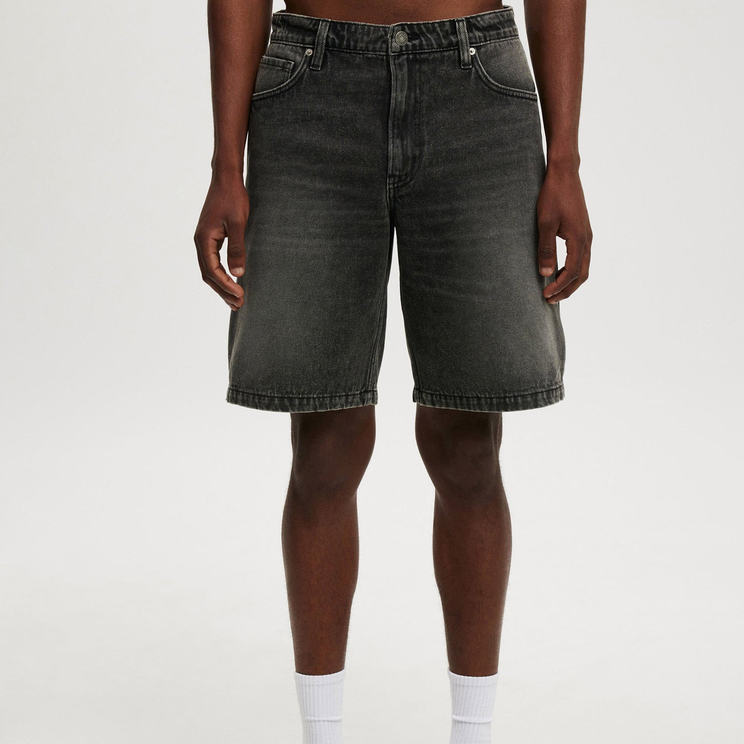 Alessandro Veneti Easy Rider men's relaxed fit denim shorts in classic blue with premium cotton blend